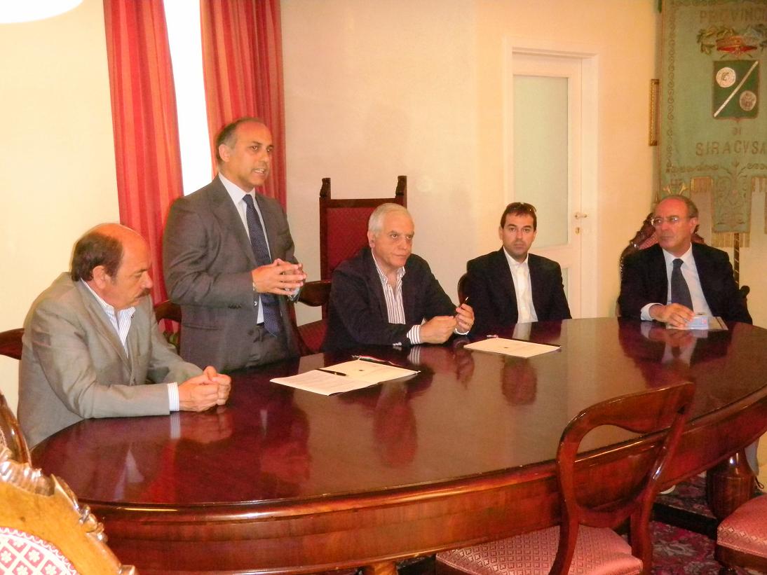 Firma protocollo ANCE-Provincia
