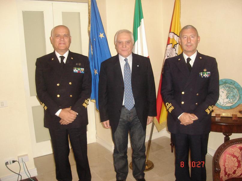 L'Amm. Caruso, l'On. Bono e l'Amm. Ruzittu